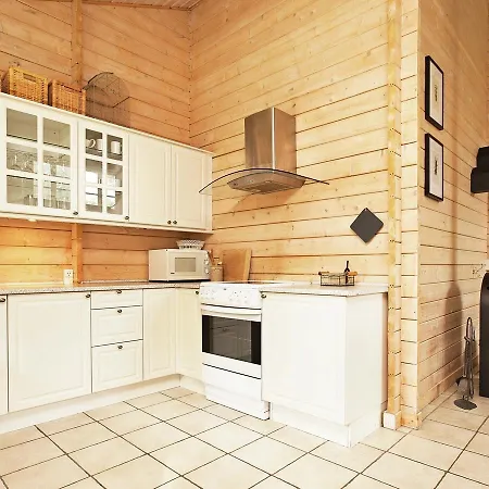 Four-bedroom Holiday In 3 * Kalundborg