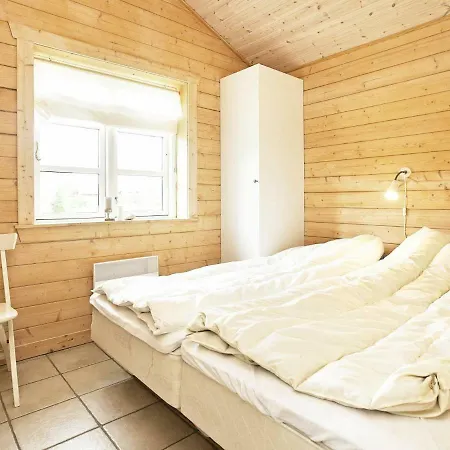 Casa vacanze Four-bedroom Holiday In 3 Kalundborg
